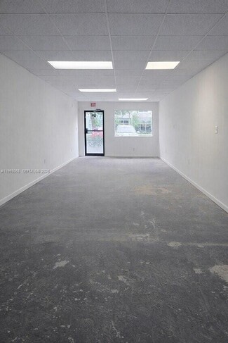 Plus de détails pour 6051-6059 Johnson St, Hollywood, FL - Local commercial à louer