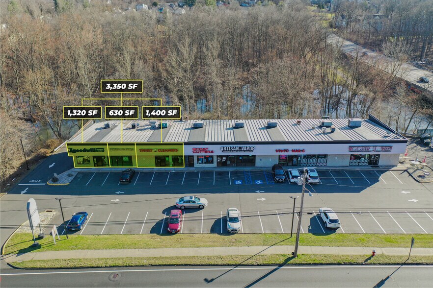 77 Berlin Rd, Cromwell, CT à louer - Photo de l’immeuble – Image 2 sur 8