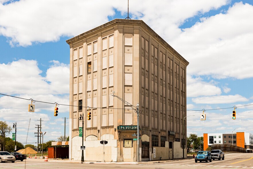 2411 14th St, Detroit, MI à vendre - Photo de l’immeuble – Image 1 sur 10