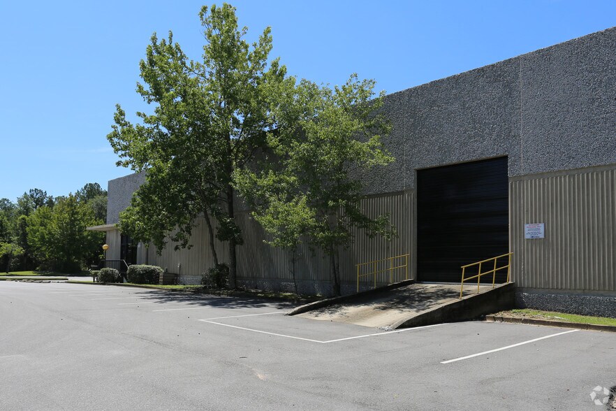 981 Corporate Dr S, Mobile, AL à louer - Photo de l’immeuble – Image 3 sur 8