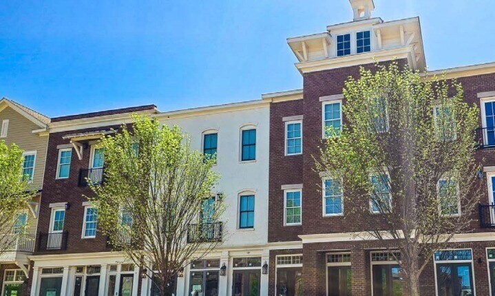 203 Mission St, Madison, AL à louer - Photo de l’immeuble – Image 1 sur 2