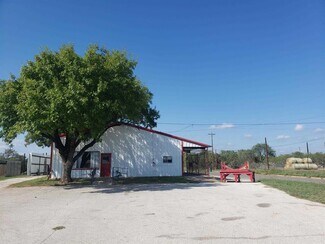 Plus de détails pour 1209 Bessemer Ave, Llano, TX - Local d’activités à vendre