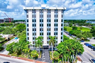 Plus de détails pour 12550 Biscayne Blvd, North Miami, FL - Bureau à vendre