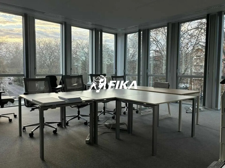 Bureau dans Toulouse à louer - Photo de l’immeuble – Image 2 sur 5