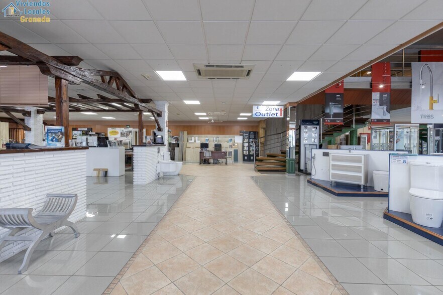 Local commercial dans Santa Fe, Granada à vendre - Photo intérieure – Image 3 sur 34