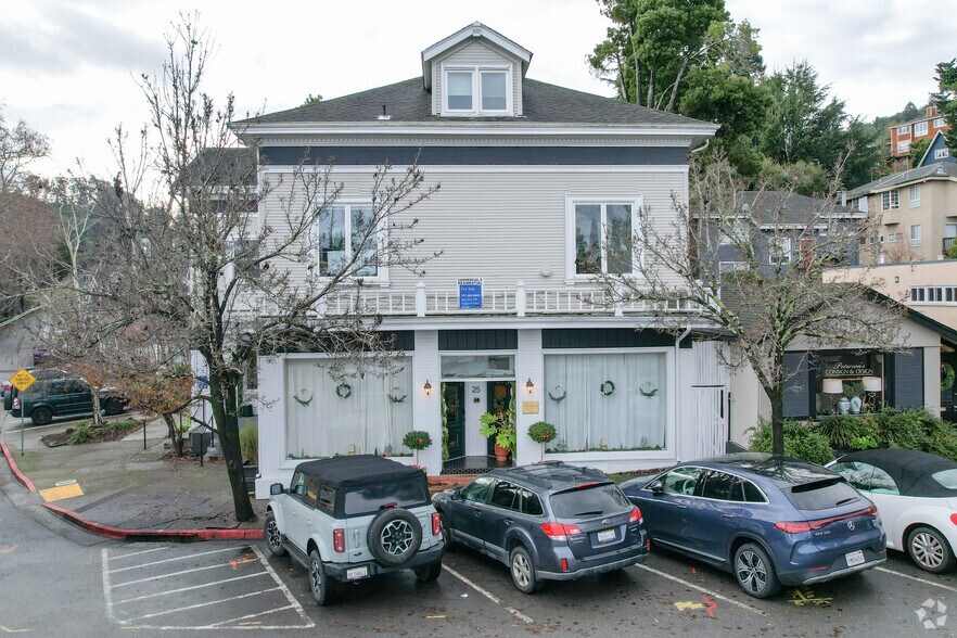 29 1st St, Corte Madera, CA à vendre - Photo de l’immeuble – Image 3 sur 6