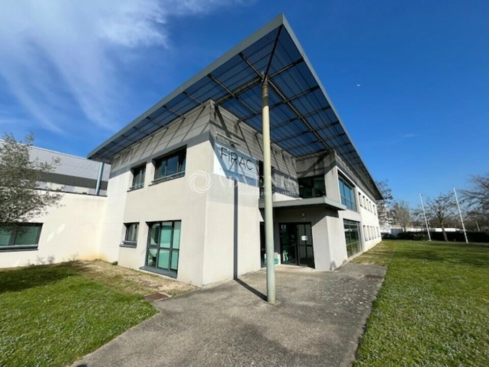 30 Rue Gustave Eiffel, Poissy à vendre Photo de l’immeuble– Image 1 sur 6