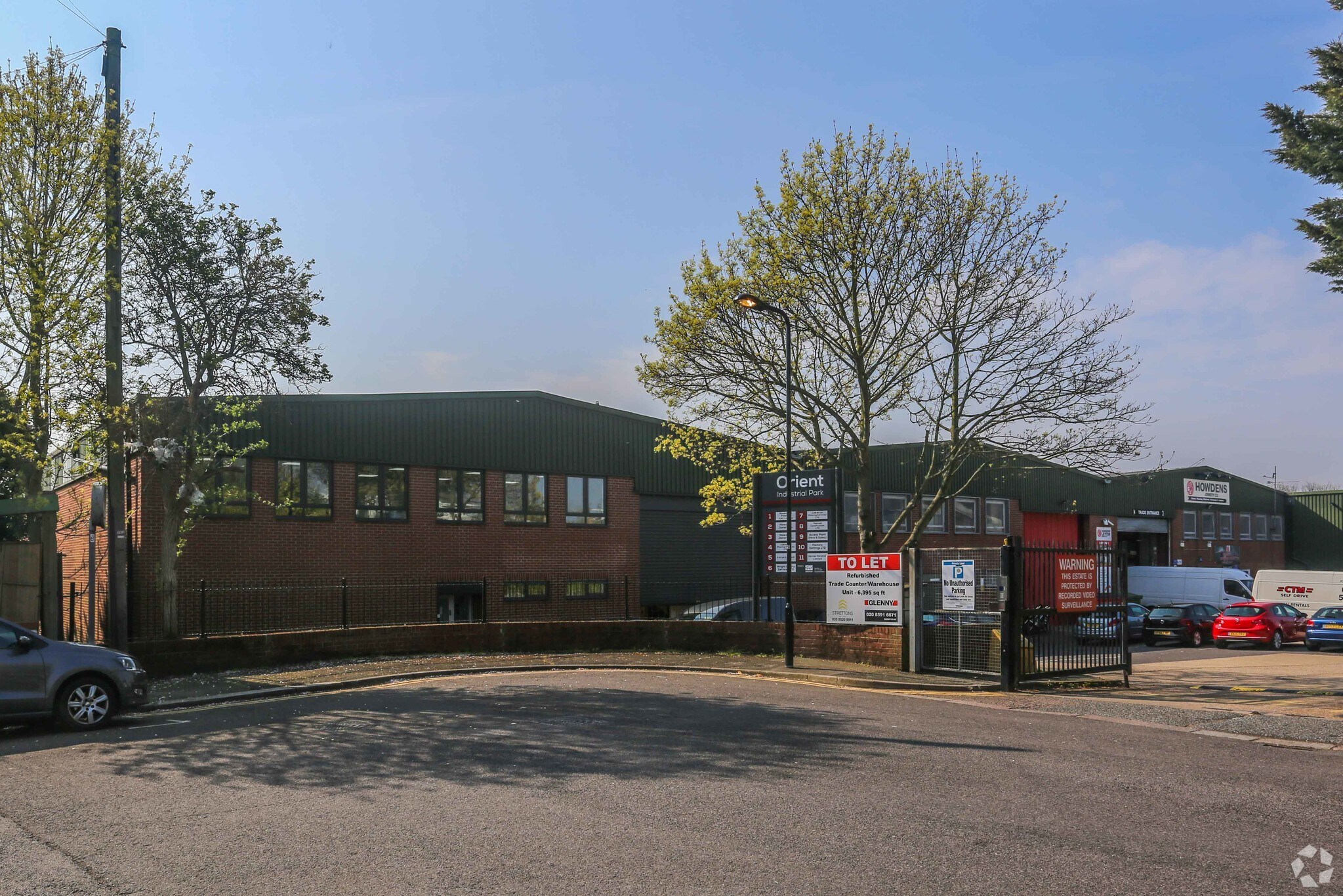 5 Orient Industrial Park, Londres à louer Photo de l’immeuble– Image 1 sur 6