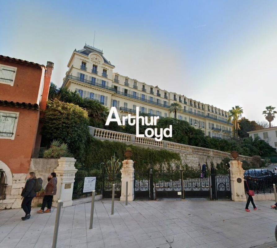 28 Boulevard Carabacel, Nice à louer Photo de l’immeuble– Image 1 sur 15
