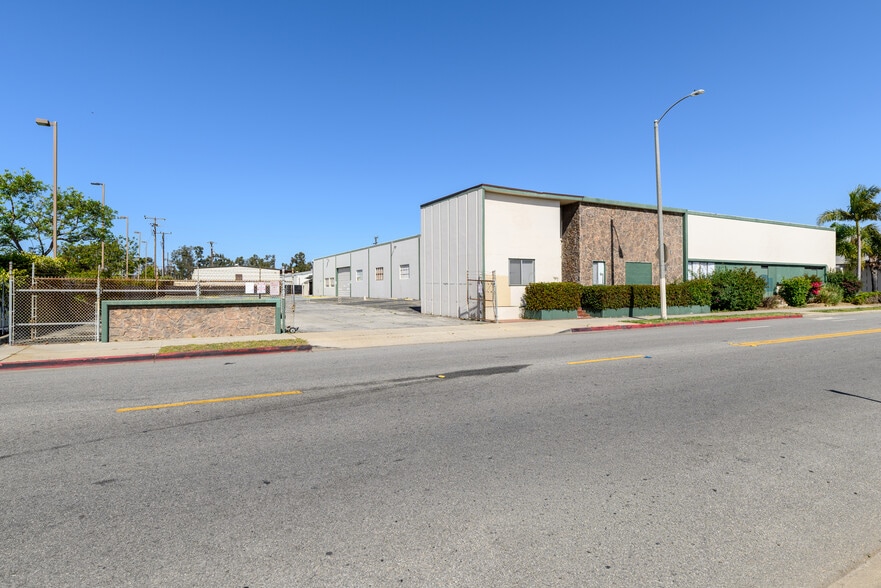 2221 Statham Blvd, Oxnard, CA à vendre - Photo de l’immeuble – Image 3 sur 9