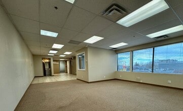 11811 224th St, Maple Ridge, BC à louer Photo intérieure– Image 1 sur 2