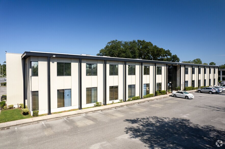 1851 Executive Center Dr, Jacksonville, FL à louer - Photo principale – Image 3 sur 9