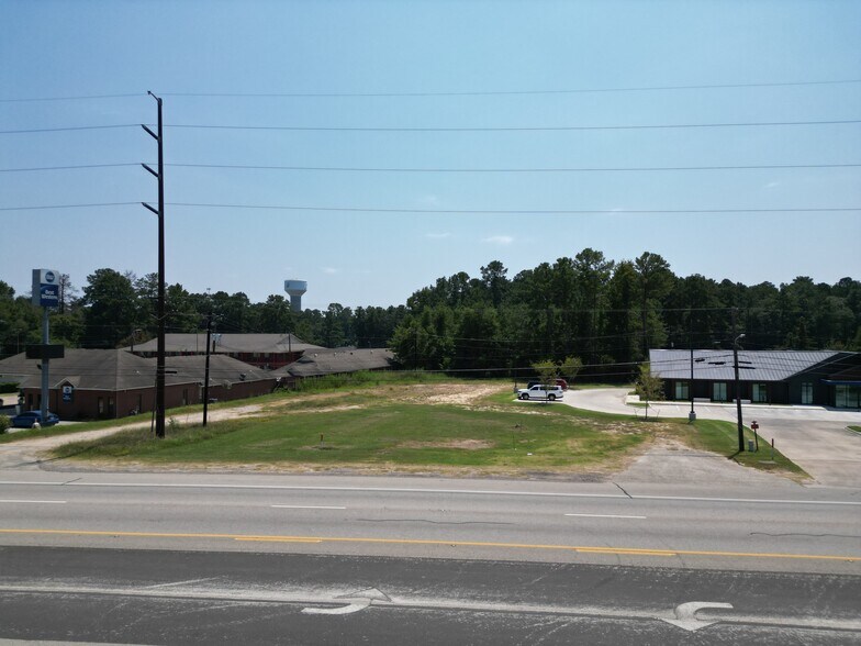 225 W Gibson St, Jasper, TX à vendre - Photo de l’immeuble – Image 3 sur 9