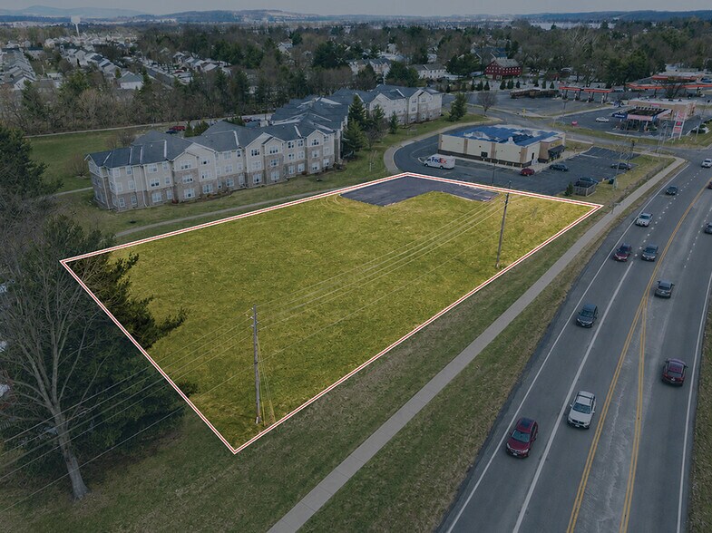 Sandstone Dr, Walkersville, MD à louer - Photo de l’immeuble – Image 1 sur 3