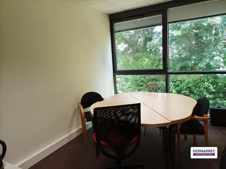 Bureau dans Carquefou à louer - Photo de l’immeuble – Image 3 sur 14