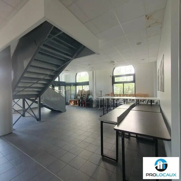 Bureau dans Grenoble à vendre - Photo de l’immeuble – Image 1 sur 4