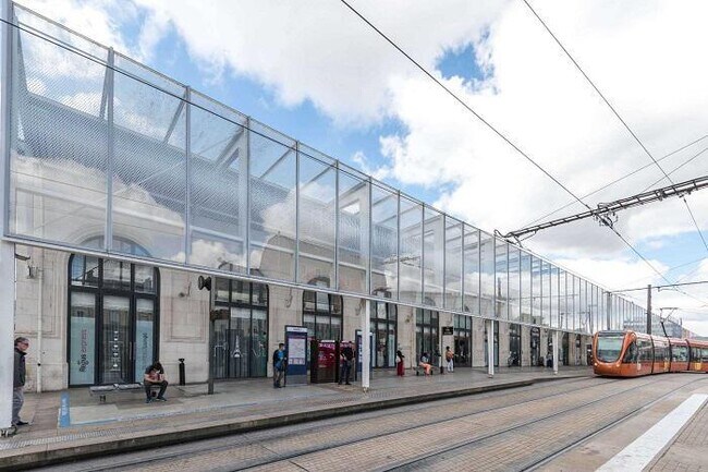 Plus de détails pour Bureau à louer