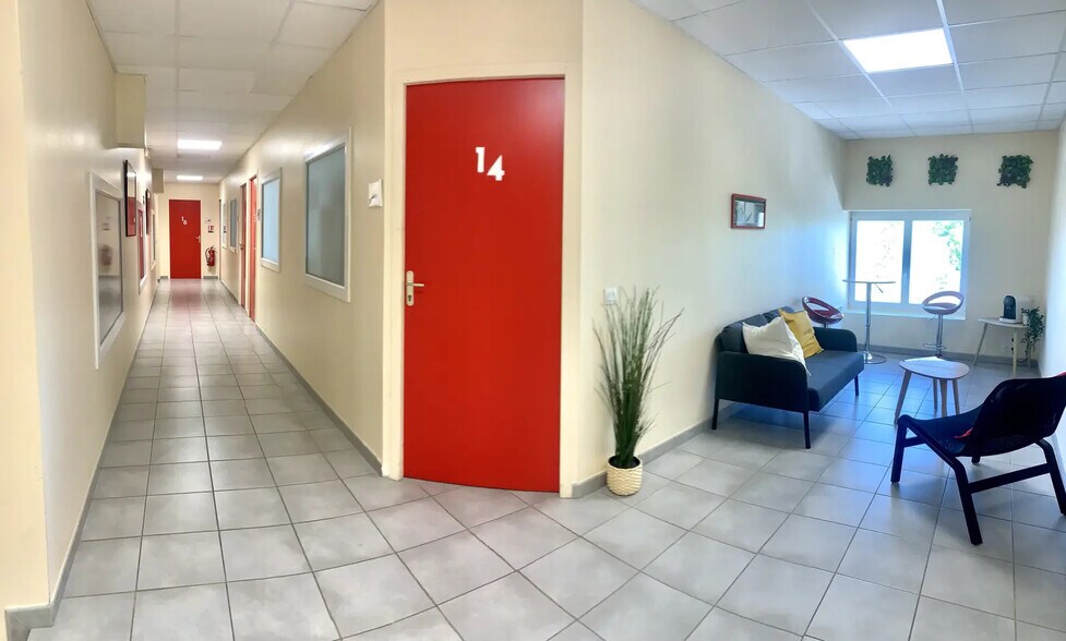 26 Allée De Migelane Za Les Pins Verts, Saucats à louer - Photo de l’immeuble – Image 3 sur 4