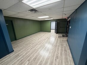 9901-9927 Harwin Dr, Houston, TX à louer Photo intérieure– Image 1 sur 5