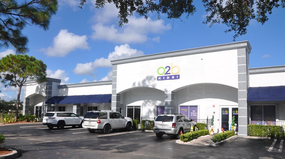1013 N State Road 7, Royal Palm Beach, FL à vendre - Photo de l’immeuble – Image 1 sur 8