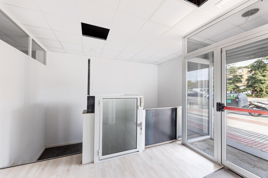 Immeuble residentiel dans Madrid, Madrid à vendre - Photo intérieure – Image 3 sur 5