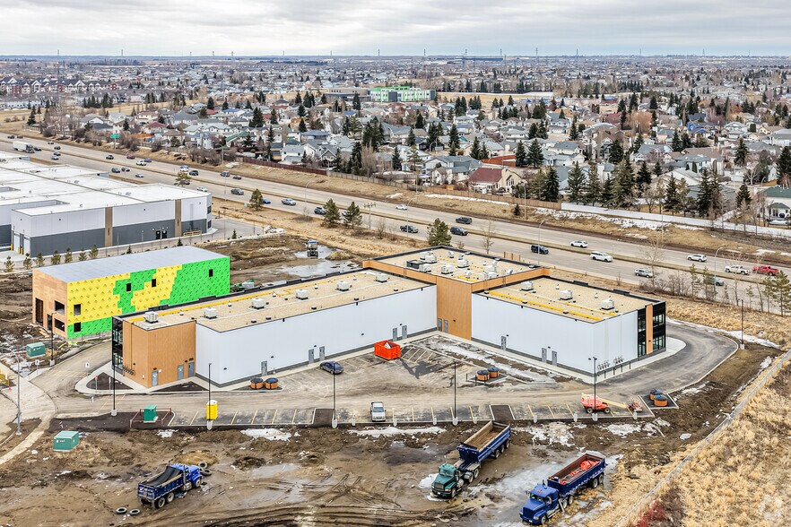2943 50 Av NW, Edmonton, AB à vendre - Aérien – Image 3 sur 3