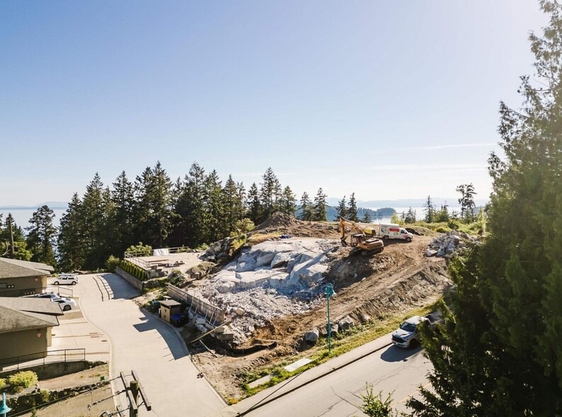 5883 Cowrie St, Sechelt, BC à vendre - Autre – Image 2 sur 7