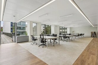 127 Avenue Charles De Gaulle, Neuilly-sur-Seine à louer Photo intérieure– Image 2 sur 3