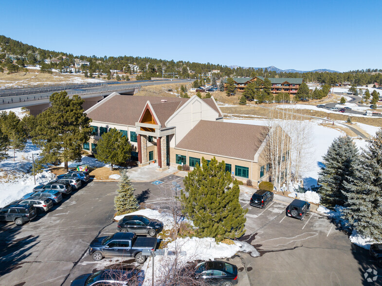 32065 Castle Ct, Evergreen, CO à louer - Photo de l’immeuble – Image 2 sur 5