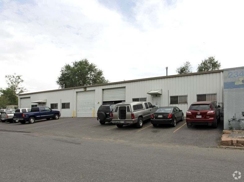 2318 S Delaware St, Denver, CO à vendre - Photo principale – Image 1 sur 2