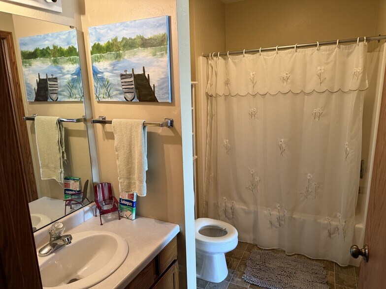 34 E Paine St, Kiel, WI à vendre - Photo de l’immeuble – Image 3 sur 25