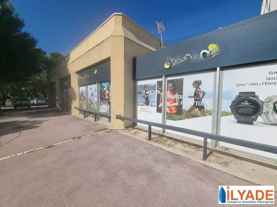 Local commercial dans Aix-en-Provence à louer Photo de l’immeuble– Image 1 sur 5