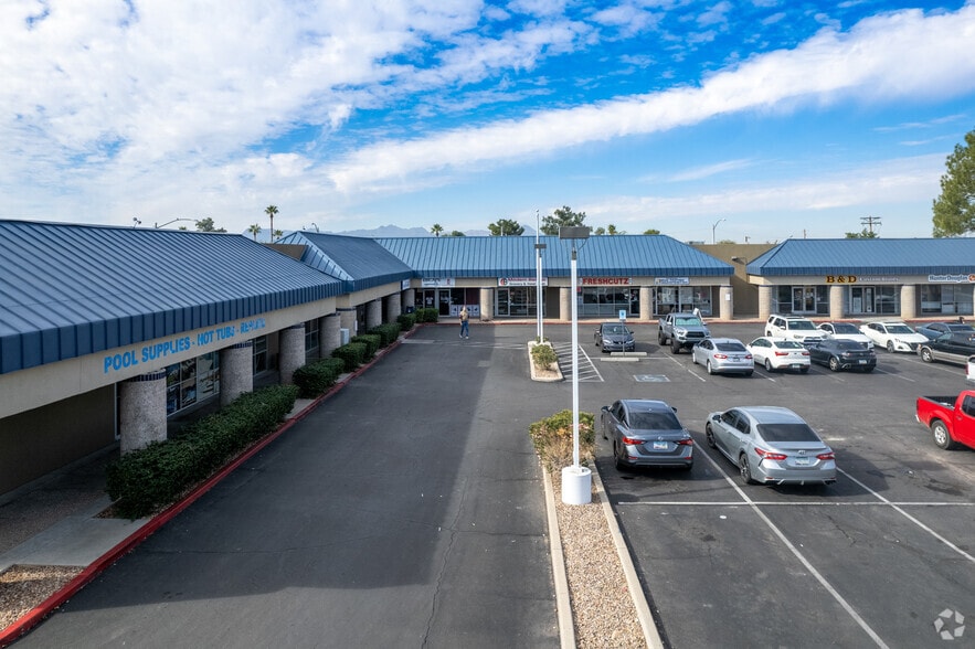3655 N Oracle Rd, Tucson, AZ à louer - Photo principale – Image 1 sur 5