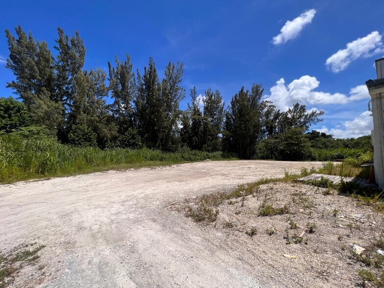 29055 SW 107th Ave, Homestead, FL à vendre - Photo de l’immeuble – Image 2 sur 44