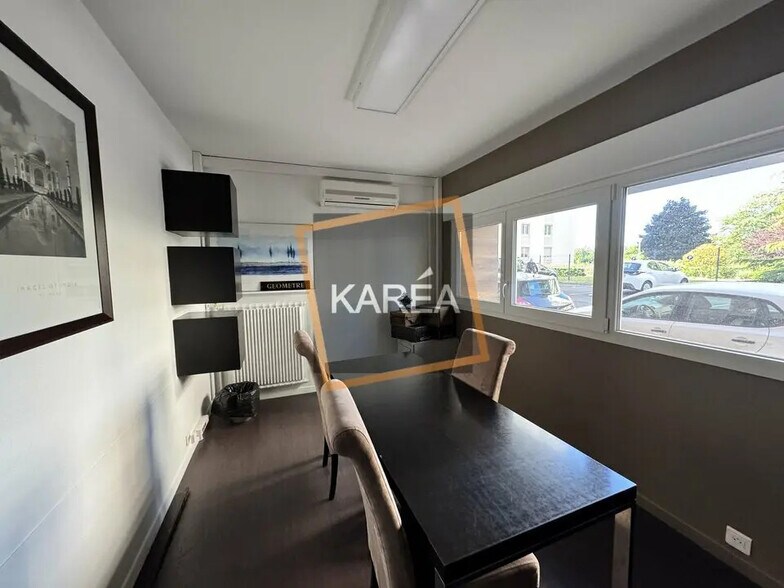 Bureau dans Mareuil-lès-Meaux à louer - Photo de l’immeuble – Image 3 sur 5