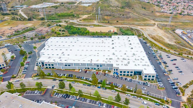 Plus de détails pour 13943 Balboa Blvd, Sylmar, CA - Industriel/Logistique à louer