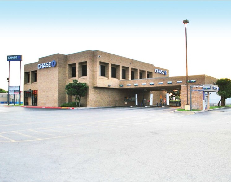 2130 SW Military Dr, San Antonio, TX à louer - Photo de l’immeuble – Image 2 sur 5