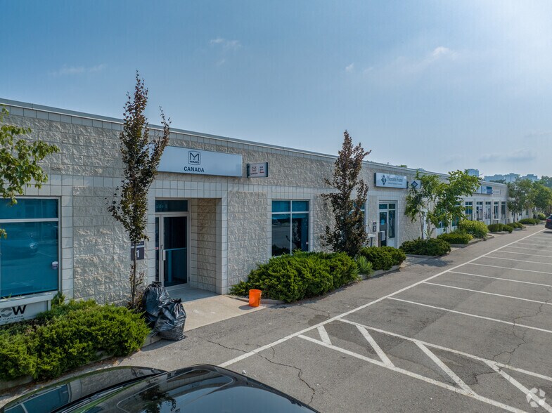 55 Frid St, Hamilton, ON à vendre - Photo de l’immeuble – Image 3 sur 10