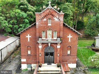 Plus de détails pour 45 Main St, Pottsville, PA - Local d’activités à vendre