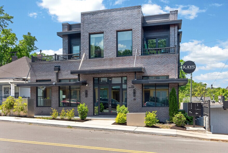 722 McFerrin Ave, Nashville, TN à louer - Photo de l’immeuble – Image 2 sur 11