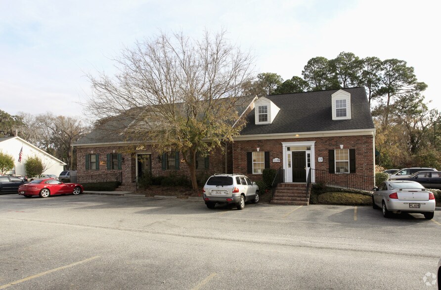 18 Commerce Pl, Savannah, GA à louer - Photo de l’immeuble – Image 2 sur 6