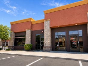 235 S Dobson Rd, Chandler, AZ à louer Photo intérieure– Image 2 sur 9