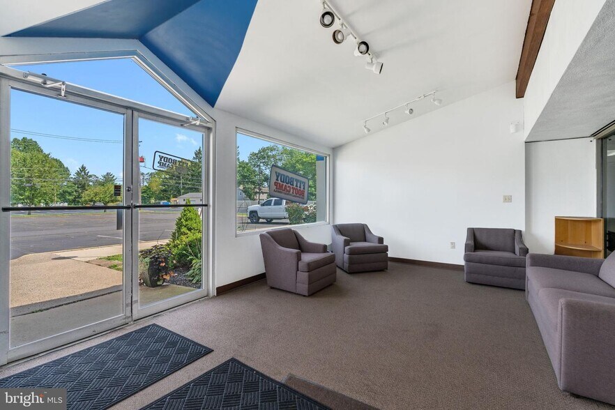 151 S 14th St, Quakertown, PA à louer - Photo intérieure – Image 2 sur 27