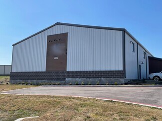 Plus de détails pour 18952 Freeport Dr, Montgomery, TX - Local d’activités à vendre