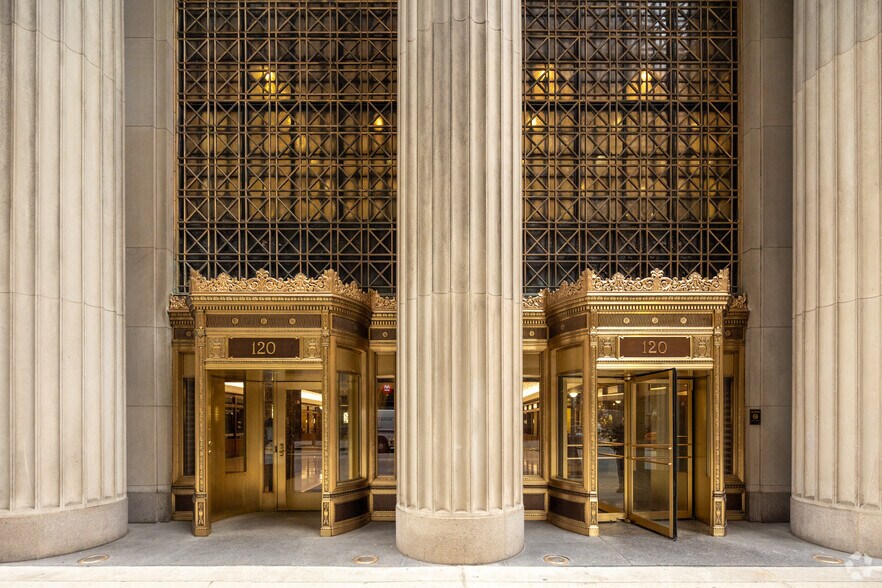 120 S LaSalle St, Chicago, IL à louer - Photo de l’immeuble – Image 3 sur 4