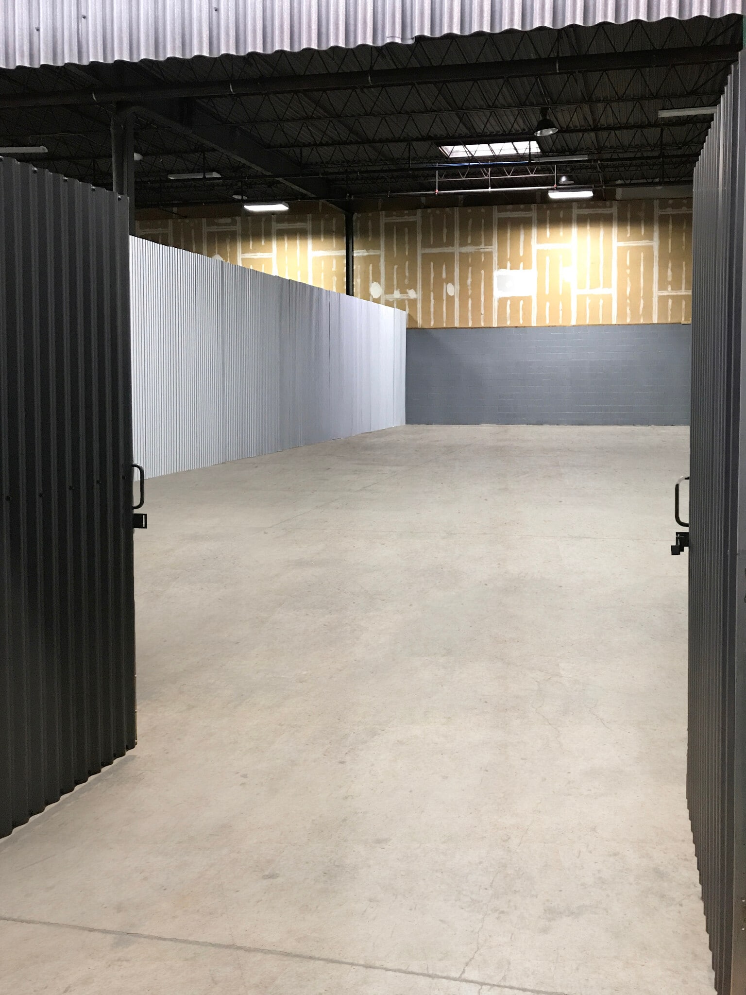 7001 Anpesil Dr, North Bergen, NJ à louer Photo intérieure– Image 1 sur 3