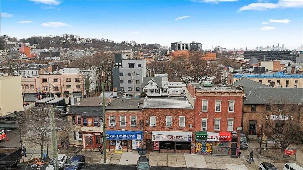 23 Broad St, Staten Island, NY à vendre Photo principale– Image 1 sur 7
