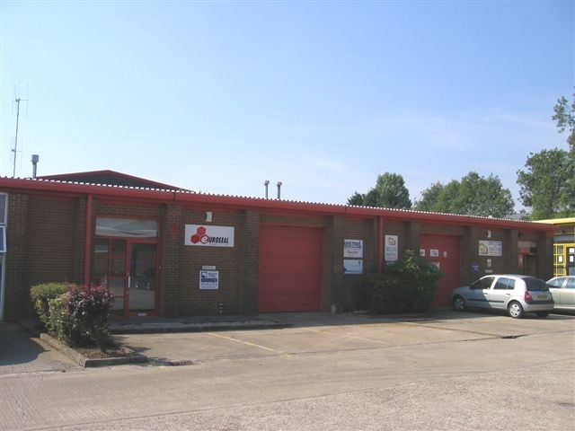 Robinson Clos, Kettering à louer - Photo de l’immeuble – Image 2 sur 2