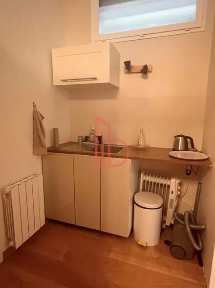 Bureau dans Bordeaux à louer - Photo de l’immeuble – Image 3 sur 5