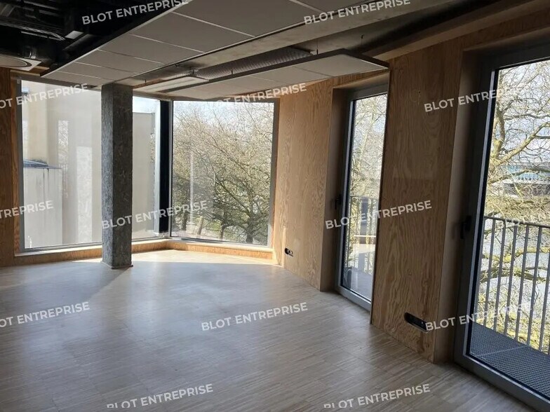 Bureau dans Nantes à louer - Photo de l’immeuble – Image 2 sur 13